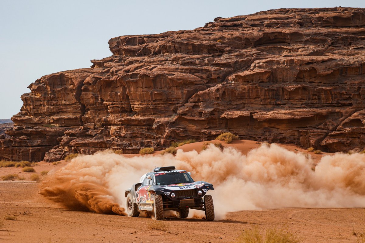#300 X-Raid Mini JCW Team: Carlos Sainz, Lucas Cruz