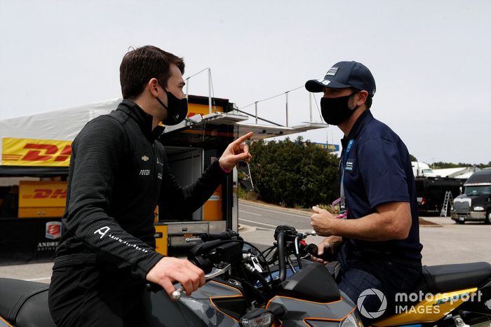 Patricio O'Ward, Arrow McLaren SP Chevrolet, Jimmie Johnson, Chip Ganassi Racing Honda
