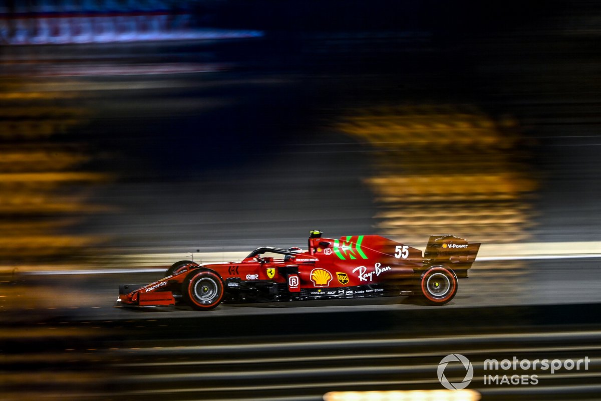 Carlos Sainz Jr., Ferrari SF21