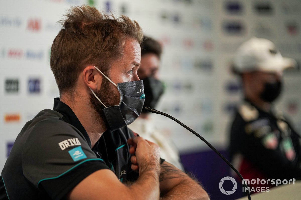 Sam Bird, Panasonic Jaguar Racing, en la conferencia de prensa