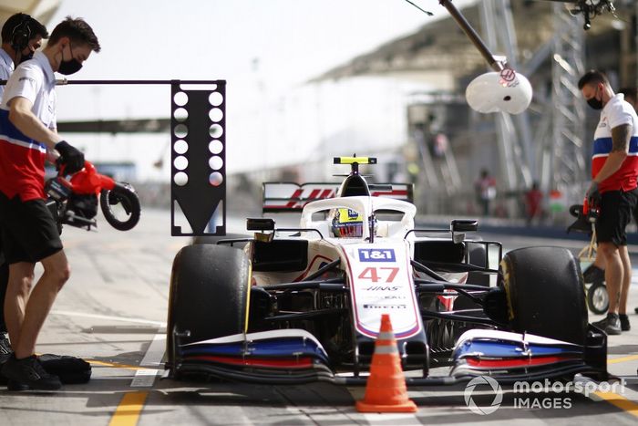 Mick Schumacher, Haas VF-21