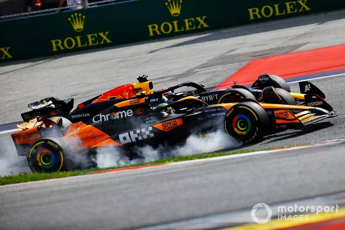 Max Verstappen, Red Bull Racing RB20, Lando Norris, McLaren MCL38, battle for the lead