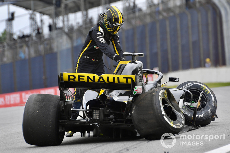 Nico Hulkenberg, Renault Sport F1 Team R.S. 18 choca en la PL2