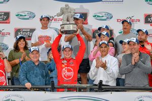 Race winner Christopher Bell, Joe Gibbs Racing, Toyota Camry Rheem