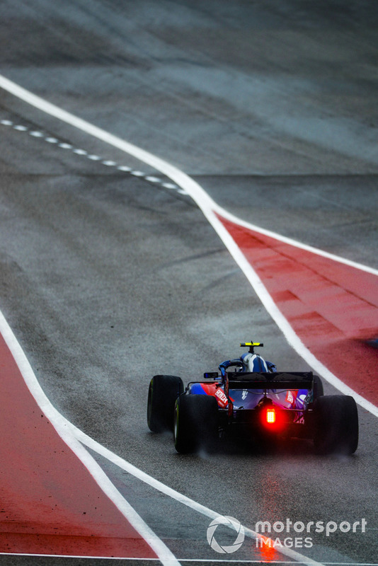 Pierre Gasly, Scuderia Toro Rosso STR13, leaves the pit lane