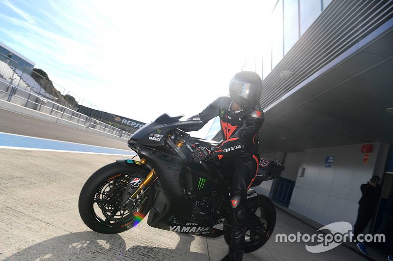 Lewis Hamilton tests the Yamaha Superbike