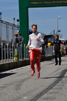 Sebastian Vettel, Ferrari, corre
