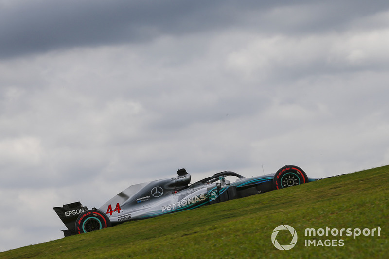 26. Льюис Хэмилтон, Mercedes AMG F1 W09, Интерлагос-2018. Время: 1:07.281