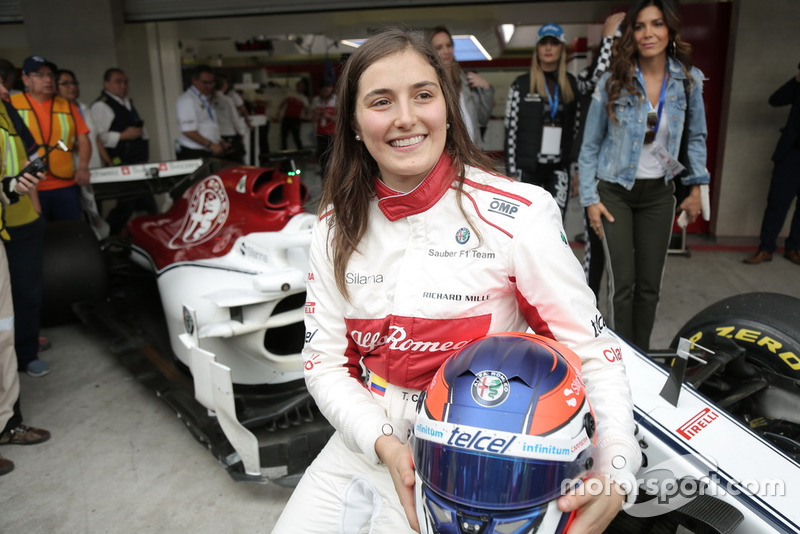 Tatiana Calderón, Sauber C37 piloto de prueba