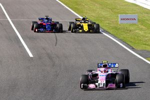 Esteban Ocon, Racing Point Force India VJM11,  Brendon Hartley, Scuderia Toro Rosso STR13 ay Carlos Sainz Jr., Renault Sport F1 Team R.S. 18