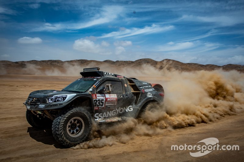 #335 Ssangyong: Oscar Fuertes, Diego Vallejo