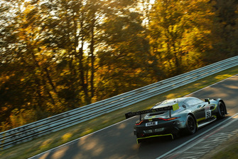 #56 Aston Martin AMR Vantage GT3: Maxime Martin, Darren Turner