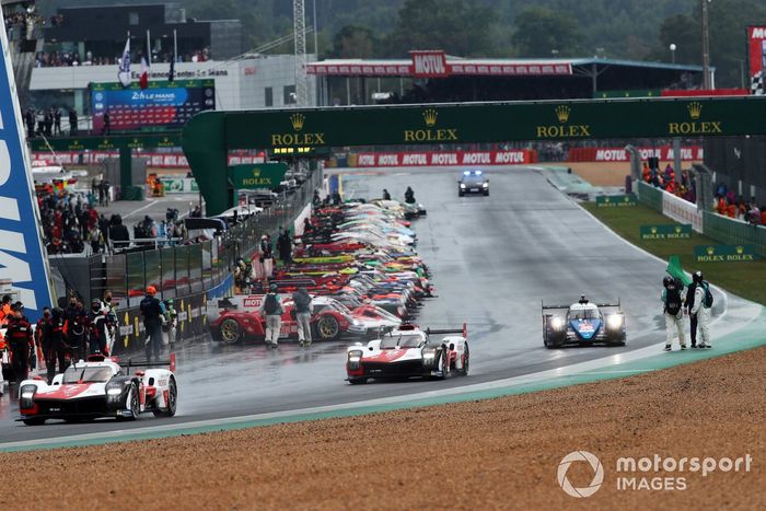 #7 Toyota Gazoo Racing Toyota GR010 - Hybrid Hypercar, Mike Conway, Kamui Kobayashi, José María López 