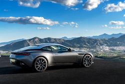 Aston Martin DB11