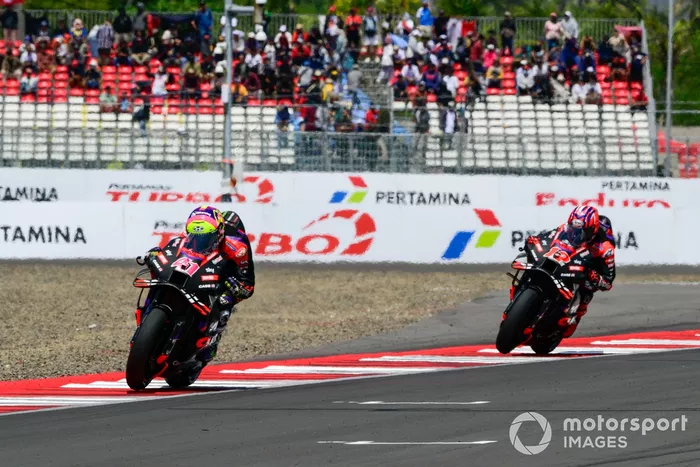Aleix Espargaro, Aprilia Racing