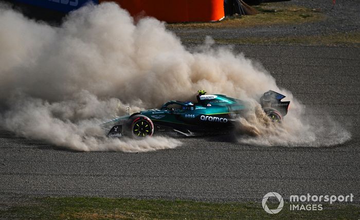 Fernando Alonso, accidente en Aston Martin Racing