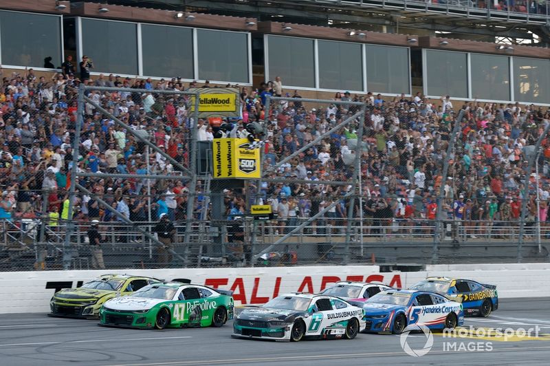 Ricky Stenhouse Jr, JTG Daugherty Racing, Kroger Health/Palmolive Chevrolet Camaro