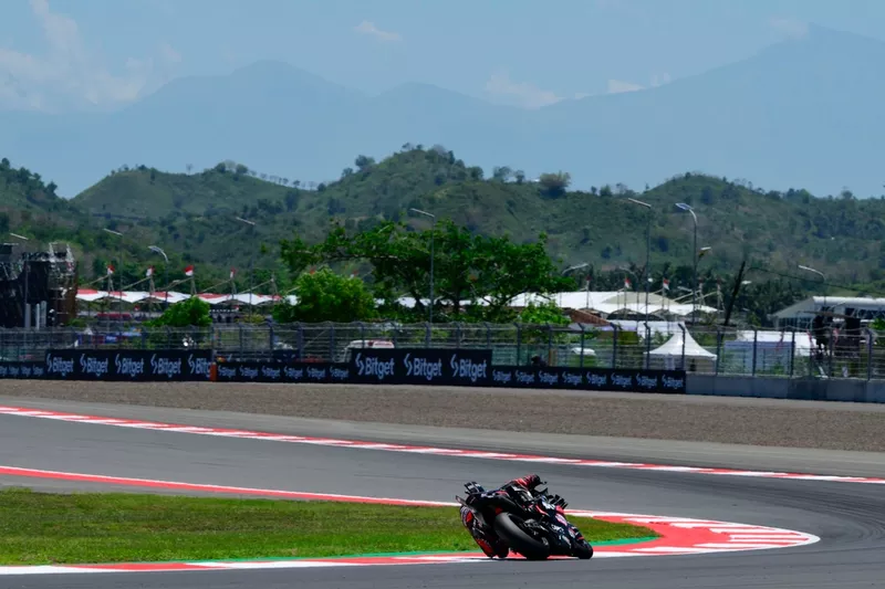 Marco Bezzecchi, Aprilia Racing