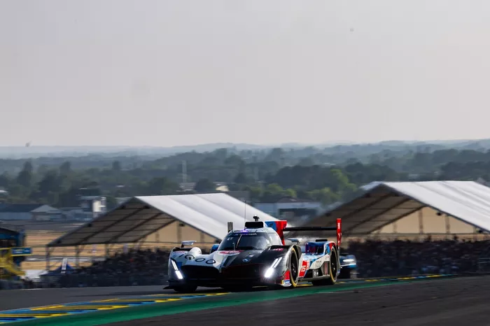  #15 BMW M Team WRT BMW M Hybrid V8: Dries Vanthoor, Raffaele Marciello, Kevin Magnussen