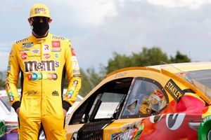 Kyle Busch, Joe Gibbs Racing, Toyota Camry M&M's Mini's
