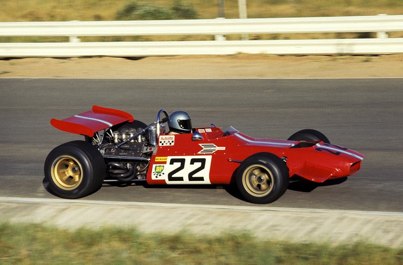 The de Tomaso 505, entered by Frank Williams debuted by Piers Courage