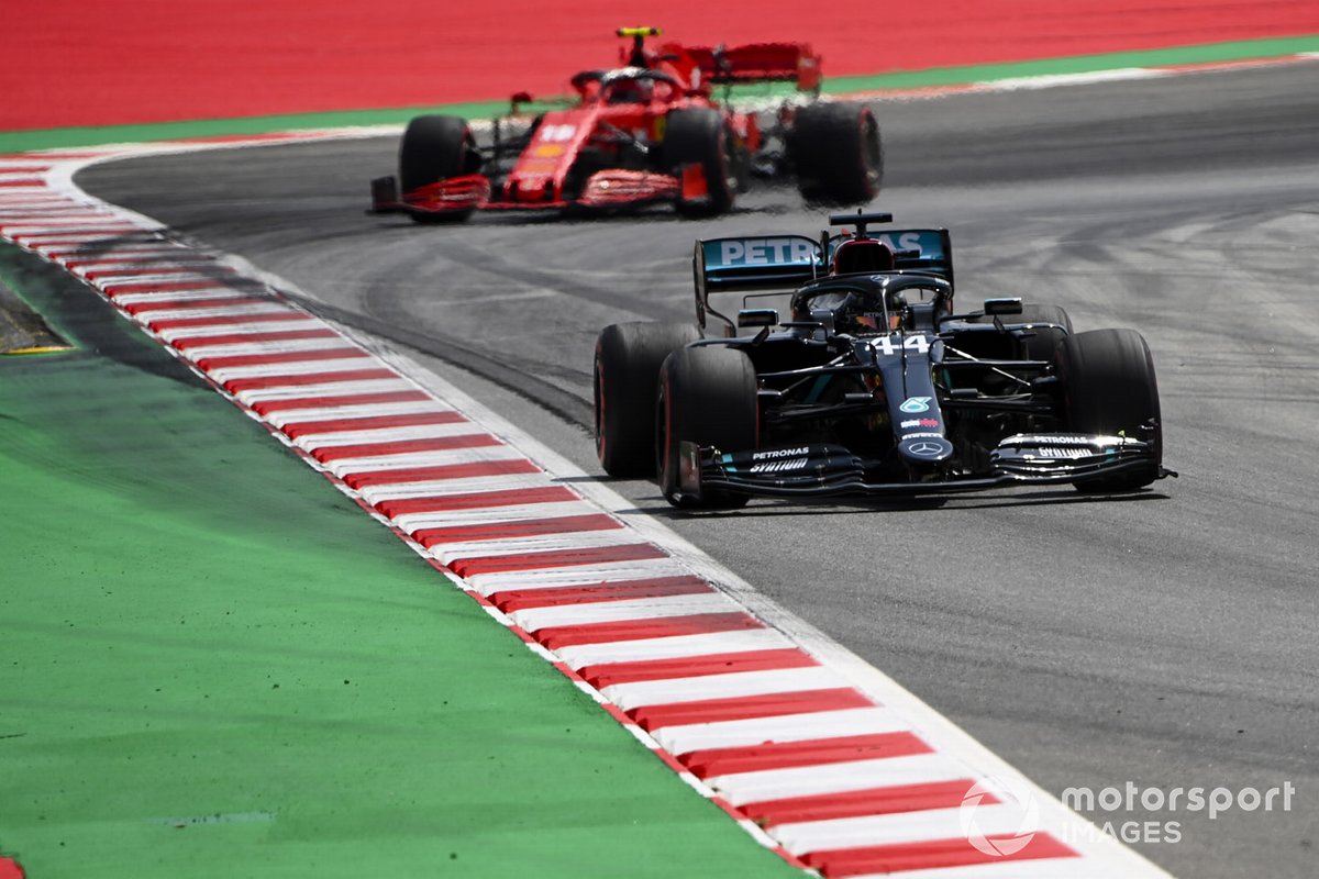 Lewis Hamilton, Mercedes F1 W11 EQ Performance, Charles Leclerc, Ferrari SF1000