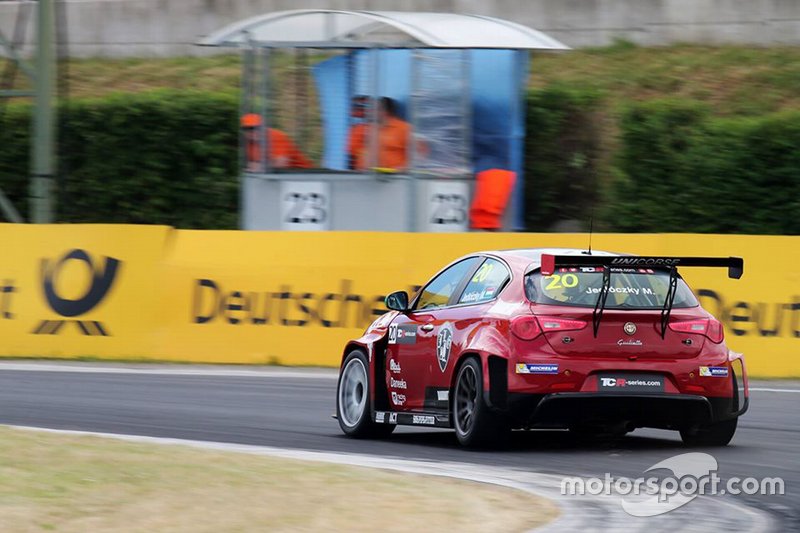 Márk Jedlóczky, Unicorse Team, Alfa Romeo Giulietta TCR