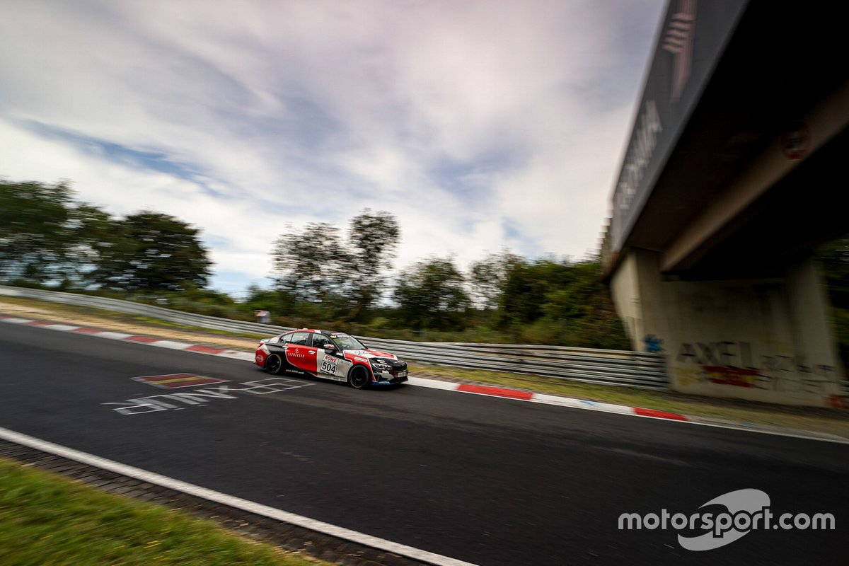 #504 Emir Aşarı, Björn Simon, Nicolas Griebner, BMW 330i, Sorg Rennsport