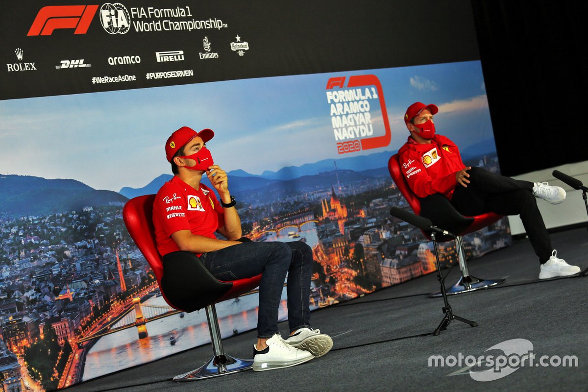 Charles Leclerc, Ferrari y Sebastian Vettel, Ferrari en la conferencia de prensa