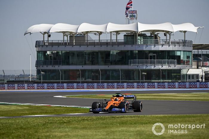 Carlos Sainz Jr., McLaren MCL35