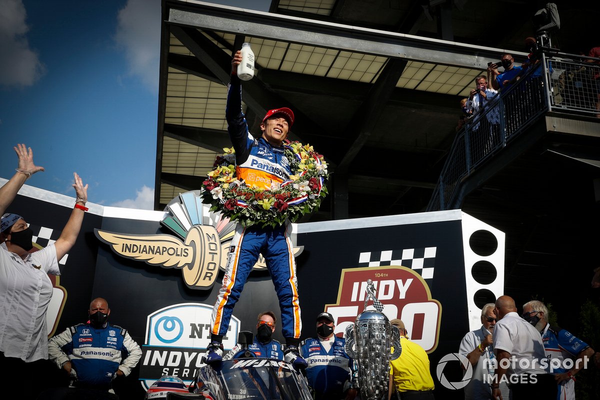 Ganador Takuma Sato, Rahal Letterman Lanigan Racing Honda