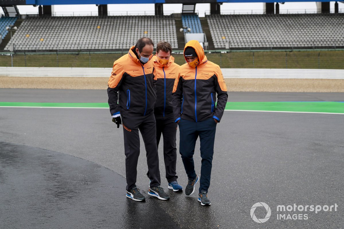 Carlos Sainz Jr., McLaren walks the track