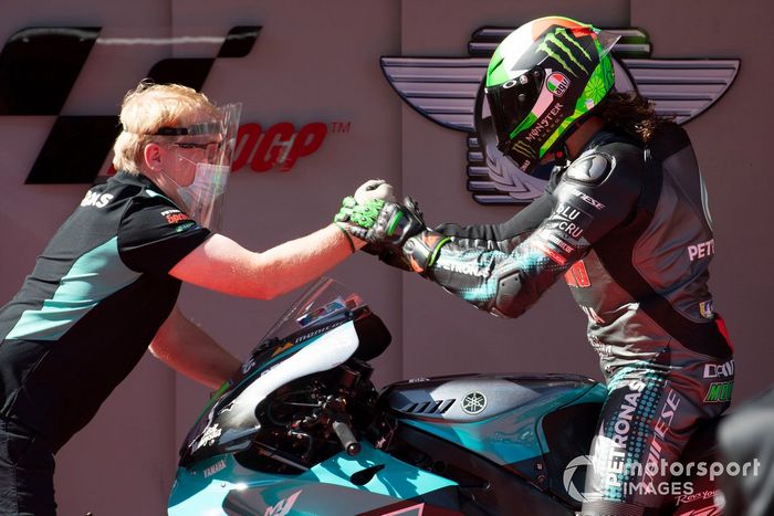 Ganador de la pole Franco Morbidelli, Petronas Yamaha SRT