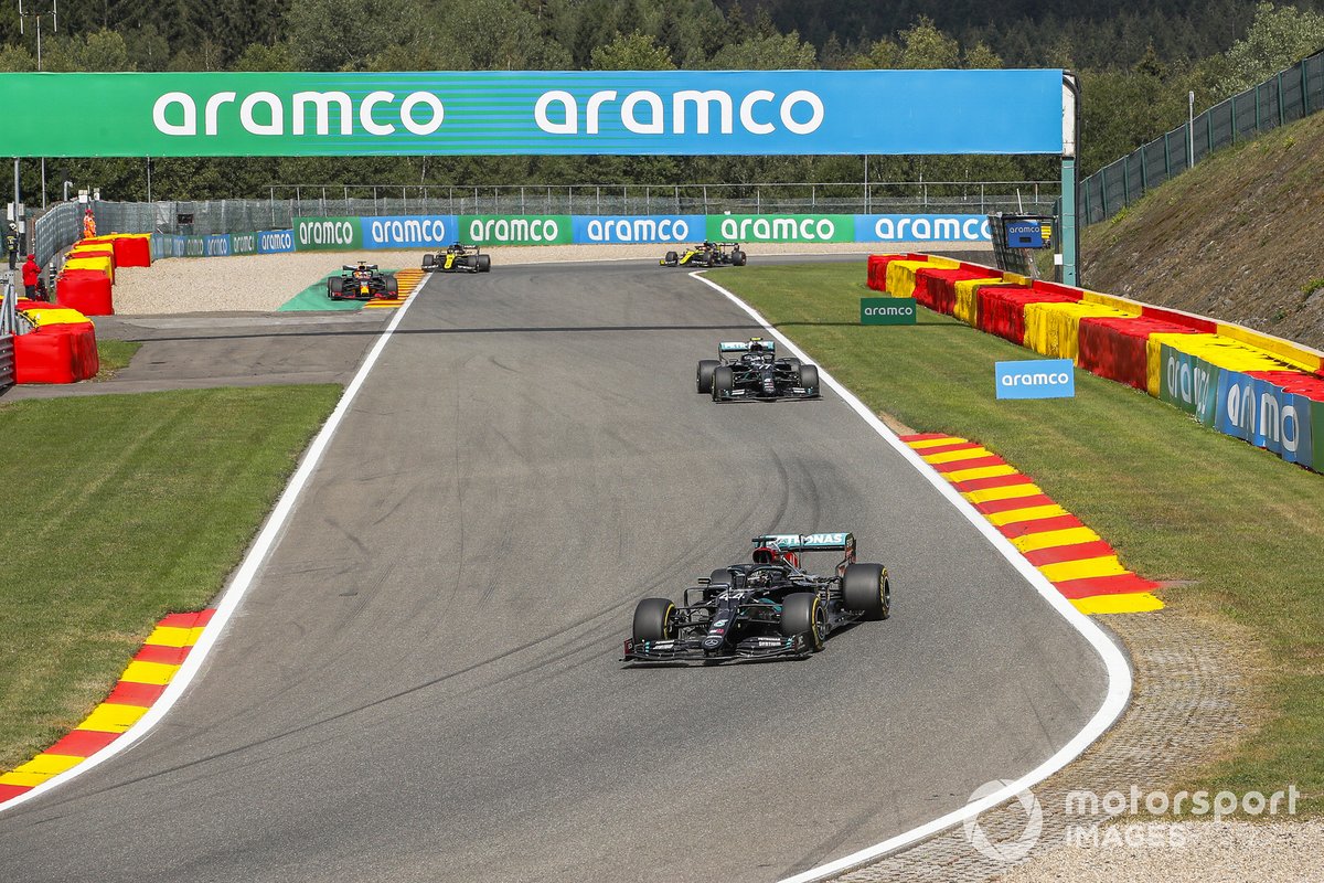 Lewis Hamilton, Mercedes F1 W11, Valtteri Bottas, Mercedes F1 W11, Max Verstappen, Red Bull Racing RB16, Daniel Ricciardo, Renault F1 Team R.S.20, e Esteban Ocon, Renault F1 Team R.S.20
