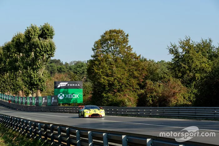 #98 Aston Martin Racing - Aston Martin Vantage AMR: Paul Dalla Lana, Ross Gunn, Agusto Farfus