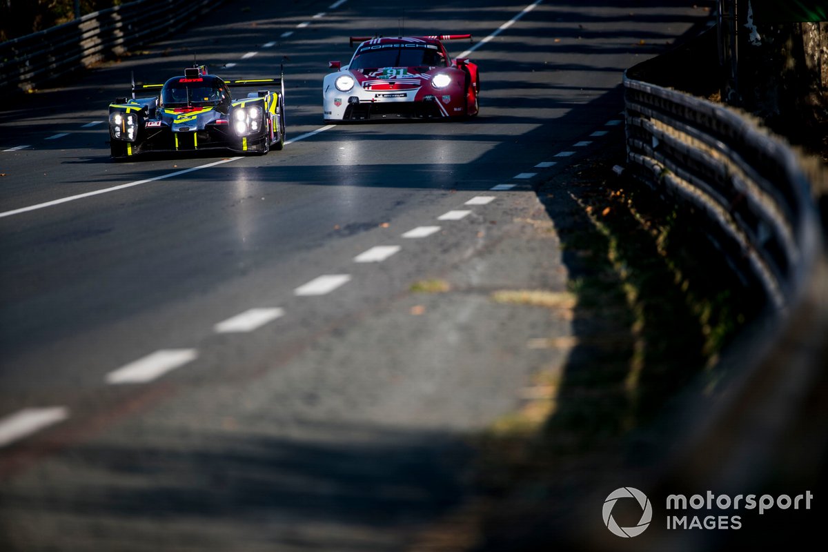 #4 ByKolles Racing Team Enso CLM P1/01: Tom Dillmann, Bruno Spengler, Oliver Webb, #91 Porsche GT Team Porsche 911 RSR: Richard Lietz, Gianmaria Bruni, Frederic Makowiecki