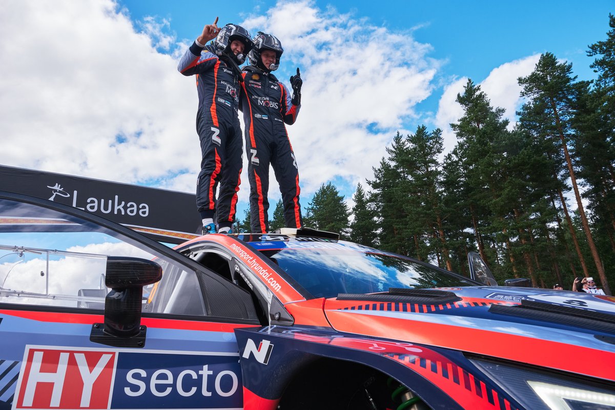 Les vainqueurs Ott Tänak et Martin Järveoja