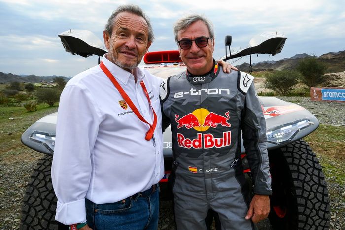 Jacky Ickx, #207 Team Audi Sport Audi: Carlos Sainz Sr