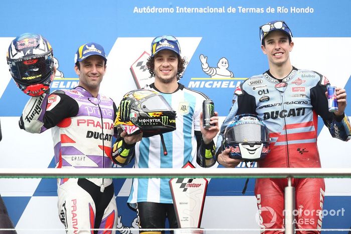 Podio: ganador, Marco Bezzecchi, VR46 Racing Team, 2º, Johann Zarco, Pramac Racing, 3º, Alex Marquez, Gresini Racing