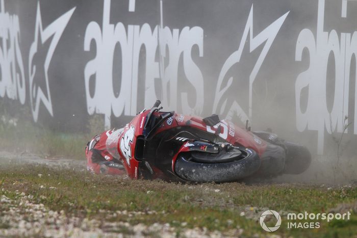 Caída de Pol Espargaró, Tech3 GASGAS Factory Racing