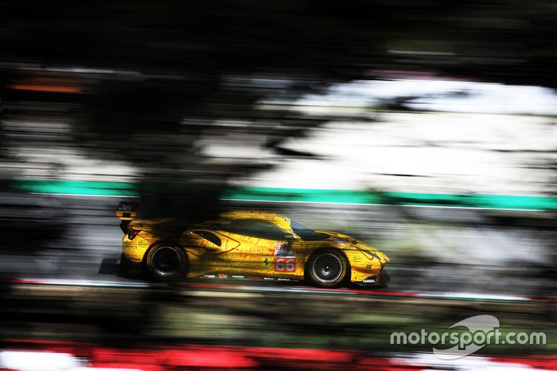 #66 JMW Motorsport Ferrari F488 GTE: Jeffrey Segal, Matteo Cressoni, Wei Lu