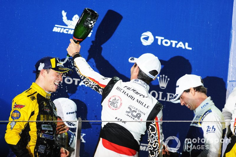 Racing Team Nederland wint de 6 uur van Fuji