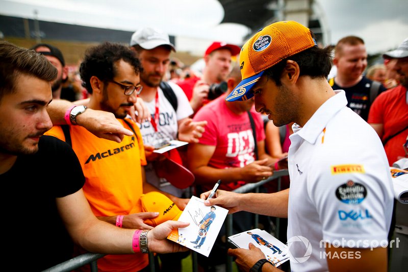 Carlos Sainz Jr., McLaren