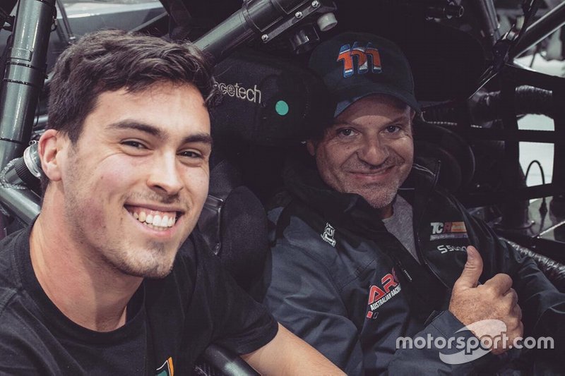Гонщик Tickford Racing Томас Рэндл и Рубенс Баррикелло