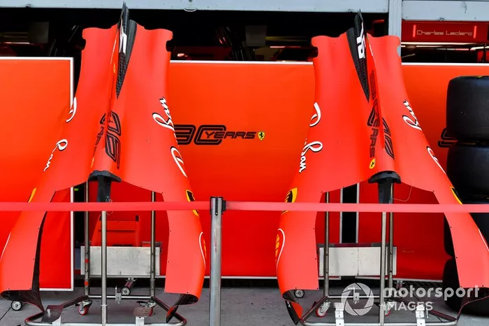 Cubierta motor del Ferrari SF90 