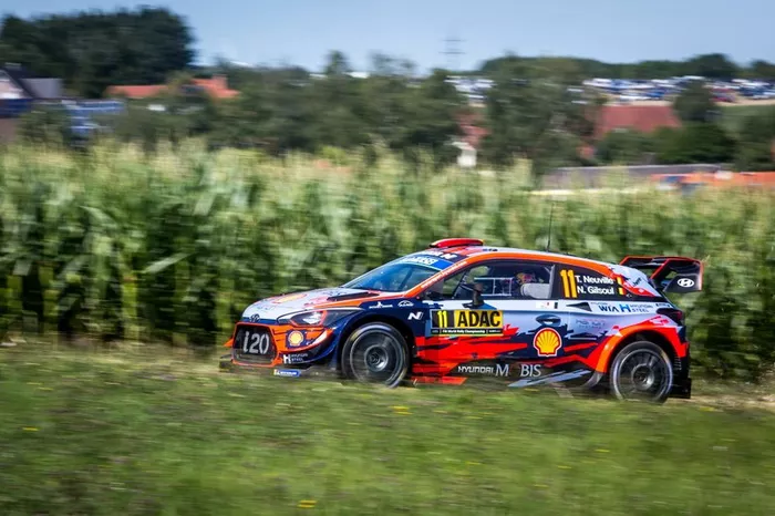 Thierry Neuville, Nicolas Gilsoul, Hyundai Motorsport Hyundai i20 Coupe WRC