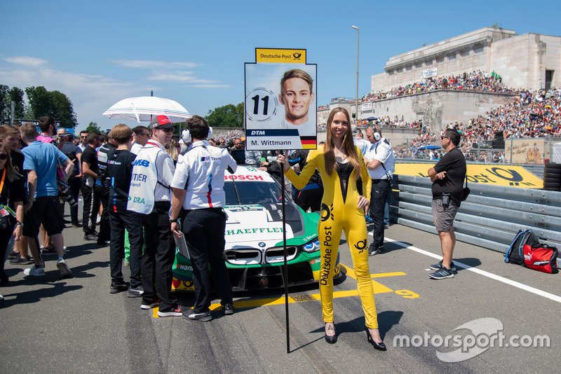 Grid girl, Marco Wittmann, BMW Team RMG, BMW M4 DTM