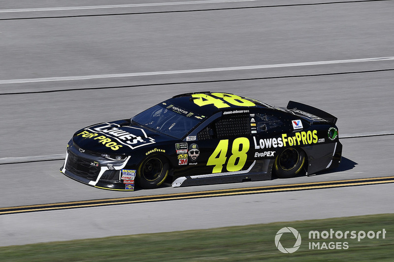 6. Jimmie Johnson, Hendrick Motorsports, Chevrolet Camaro Lowe's for Pros