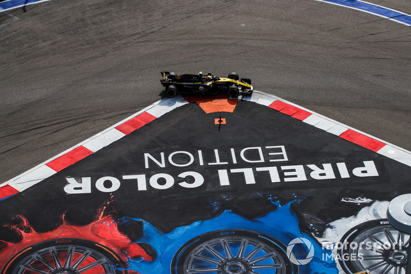 Карлос Сайнс-мол., Renault Sport F1 Team R.S. 18