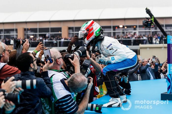 Antonio Felix da Costa, BMW I Andretti Motorsports, BMW iFE.18, gana el primer E-Prix de Ad Diriyah
